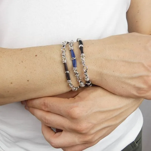 Bracciale con nodi in argento e pelle blu    