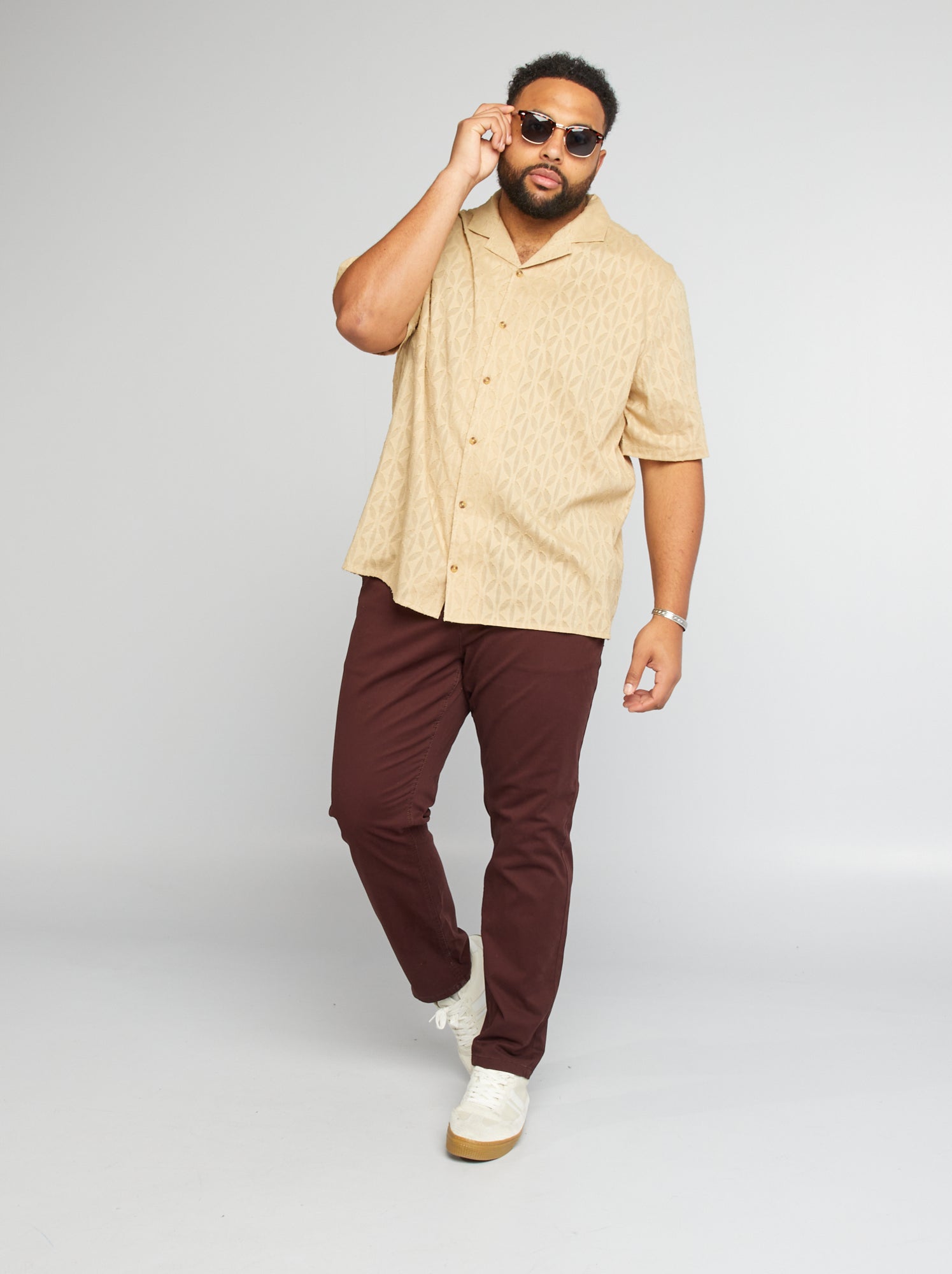 Camicia con motivi in rilievo - BEIGE