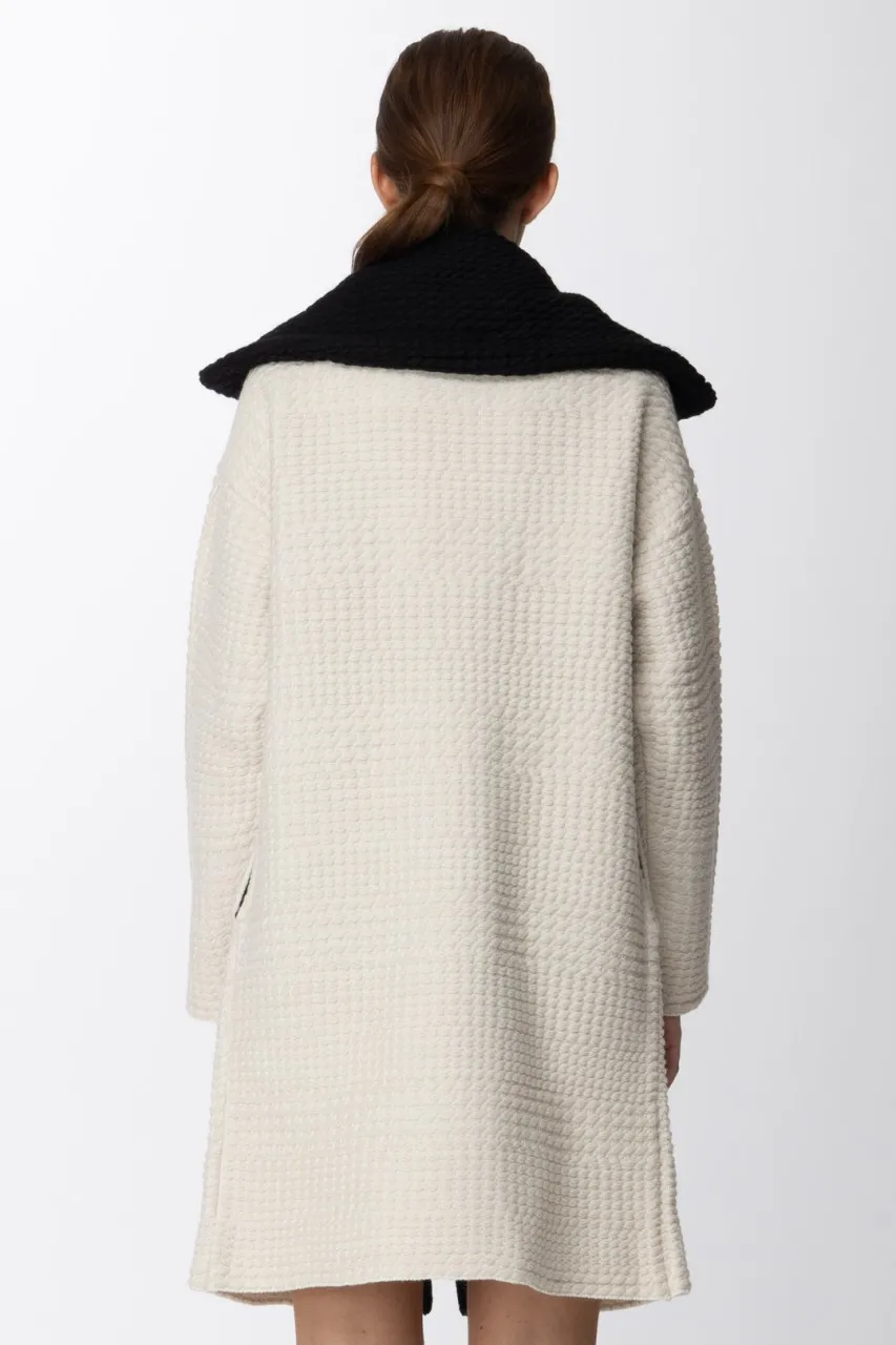 Cappotto in panno con rever a contrasto White/Nero