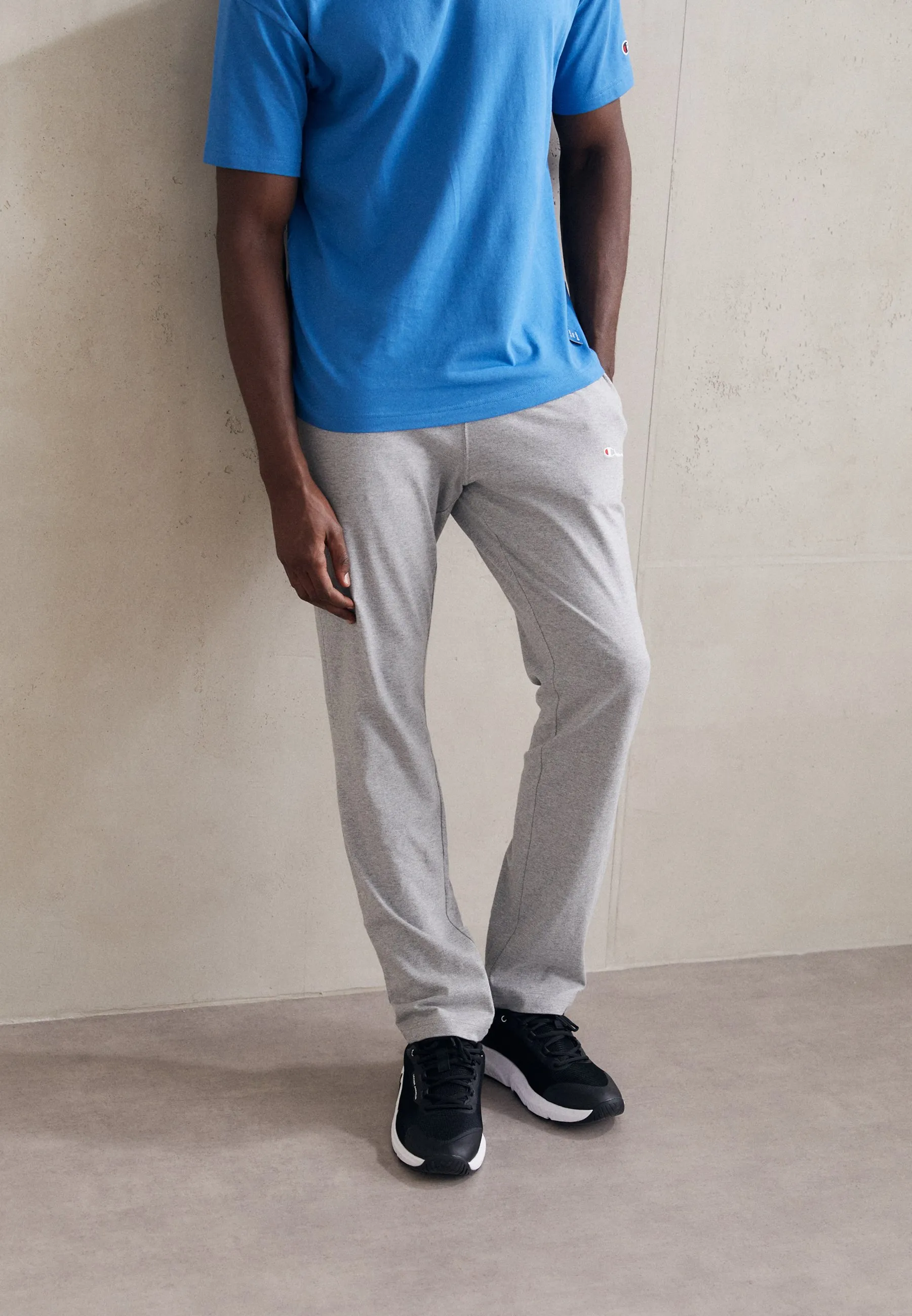 CLASSIC STRAIGHT HEM PANTS - Pantaloni sportivi