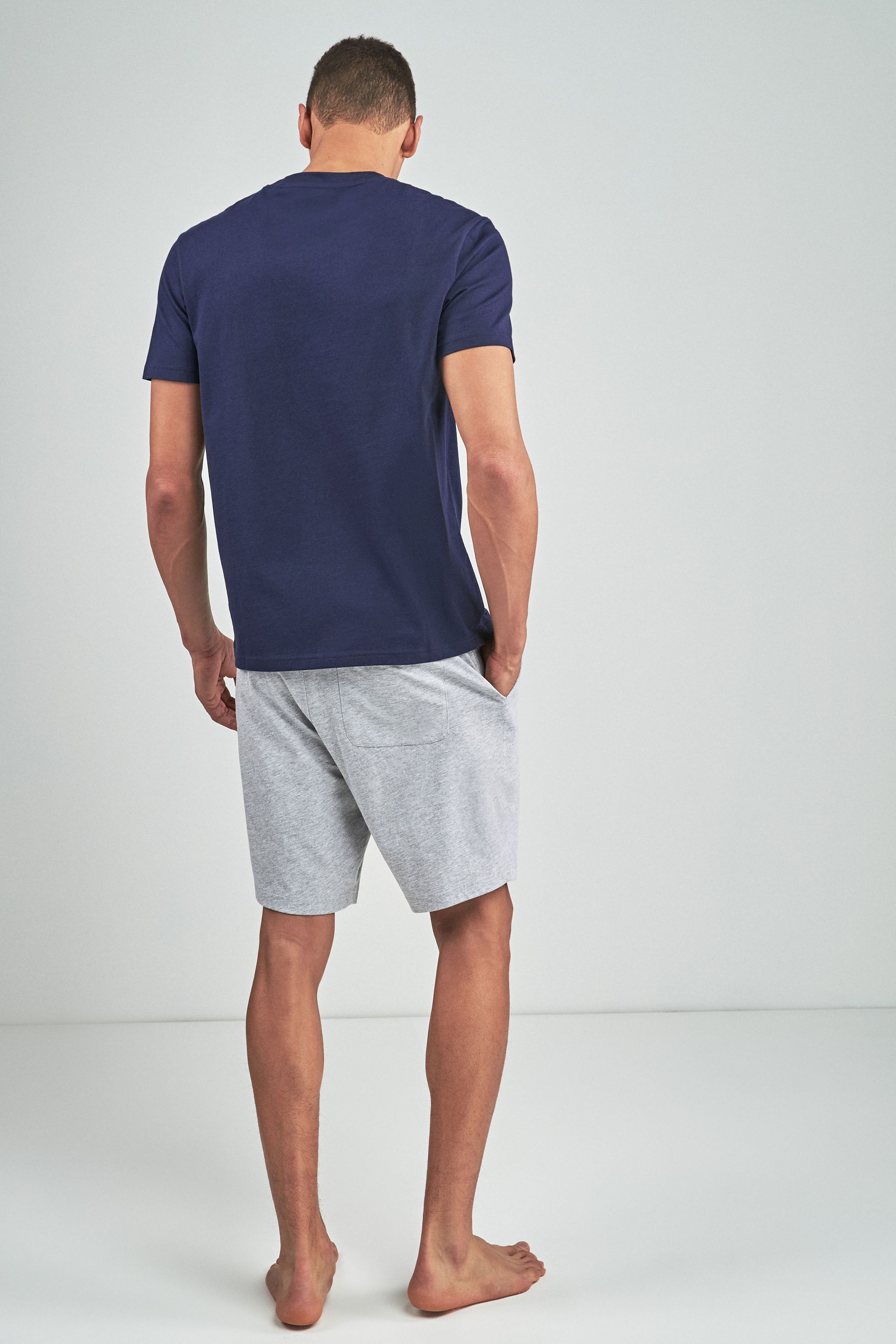 Completo pigiama con shorts in jersey