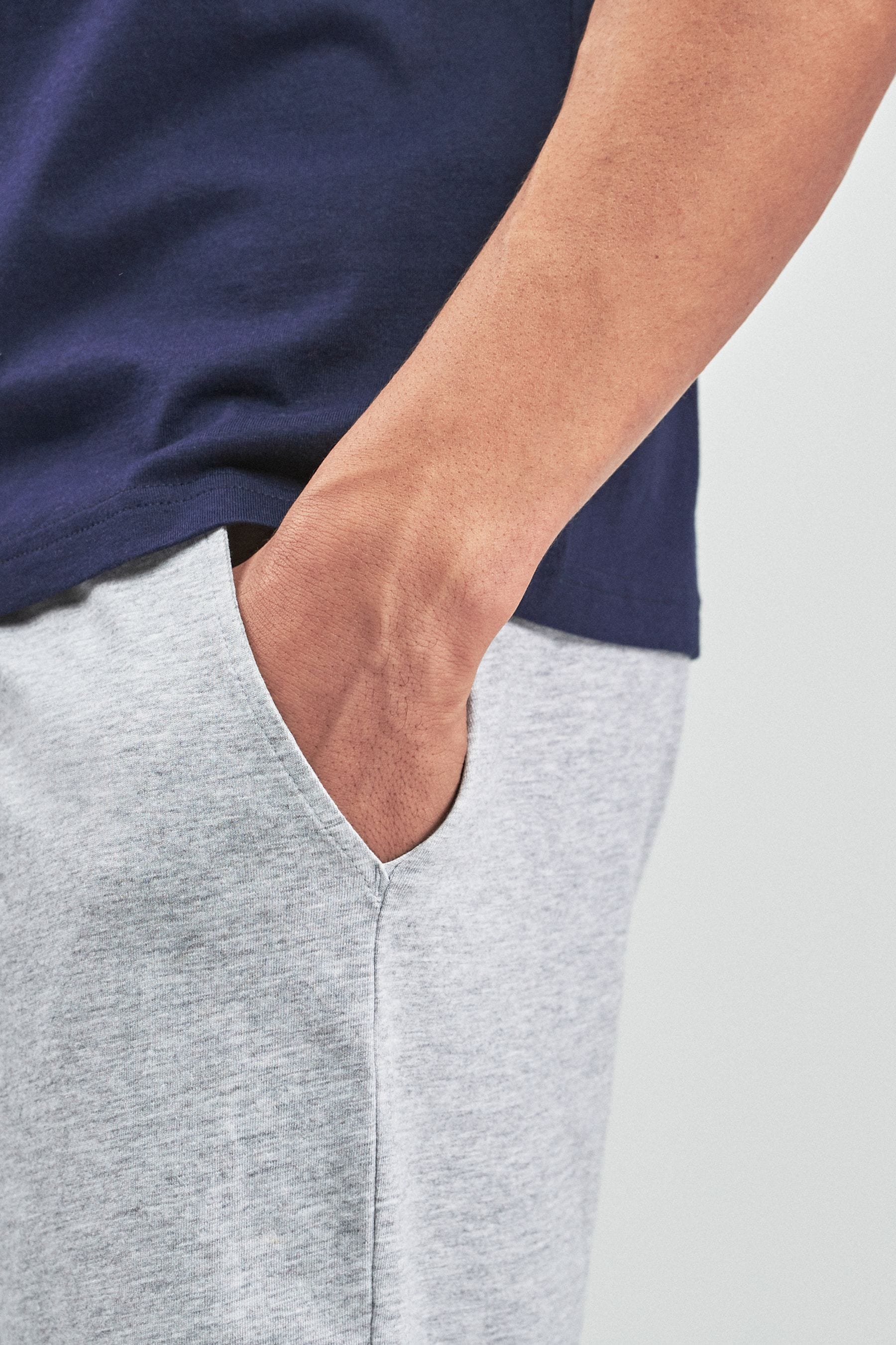 Completo pigiama con shorts in jersey