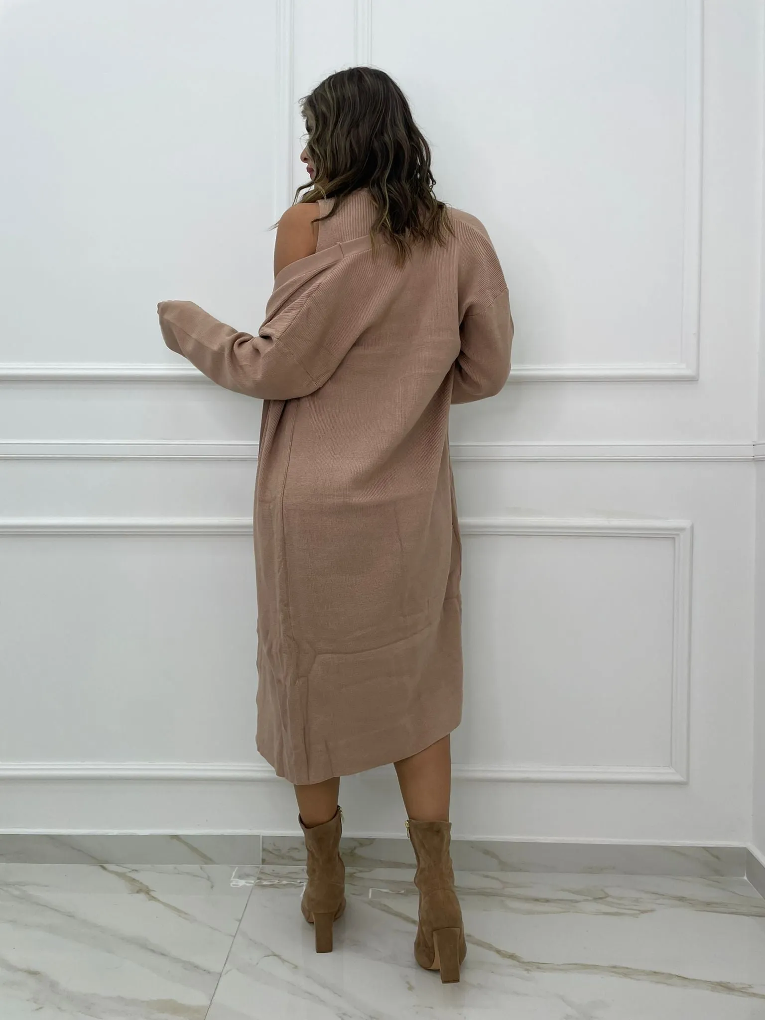 Coordinato 3 pezzi con mini gonna e cardigan lungo