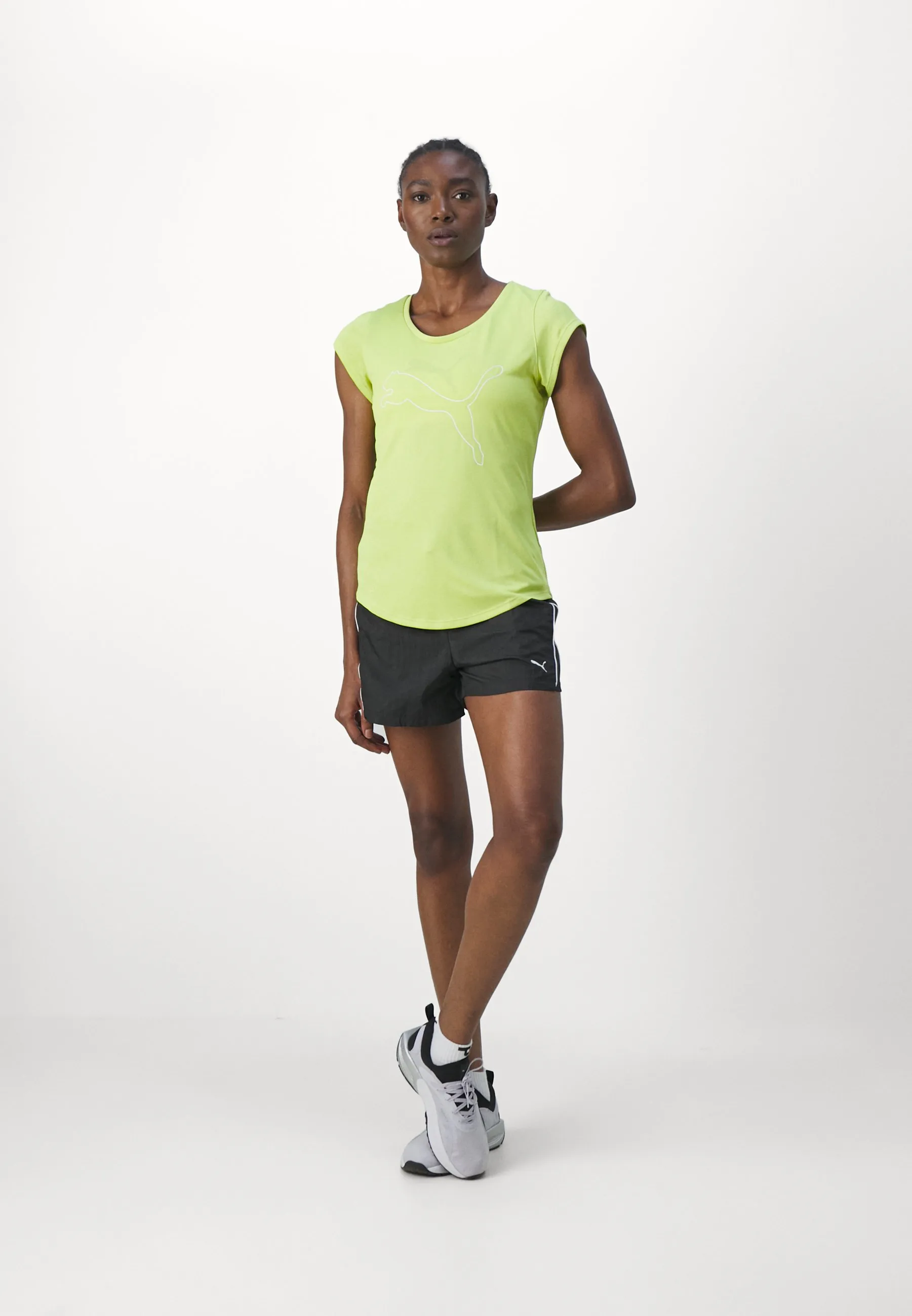 FIT MOVE SHORT - Pantaloncini sportivi