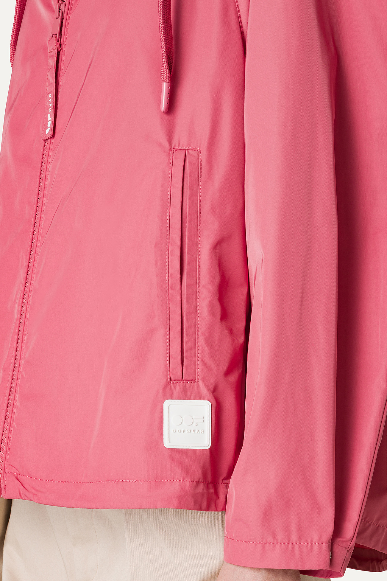 GIACCA CORTA IN NYLON MEMORY CON ARRICIO SULLA SCHIENA 9139 - ROSA ANTICO