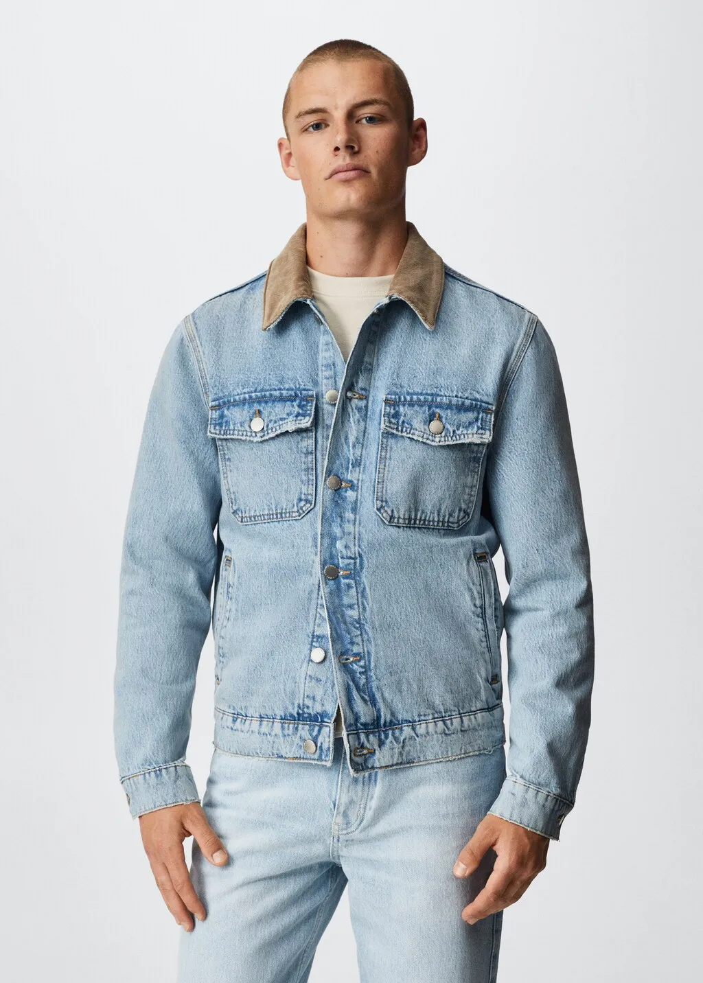 Giacca di jeans con collo a coste