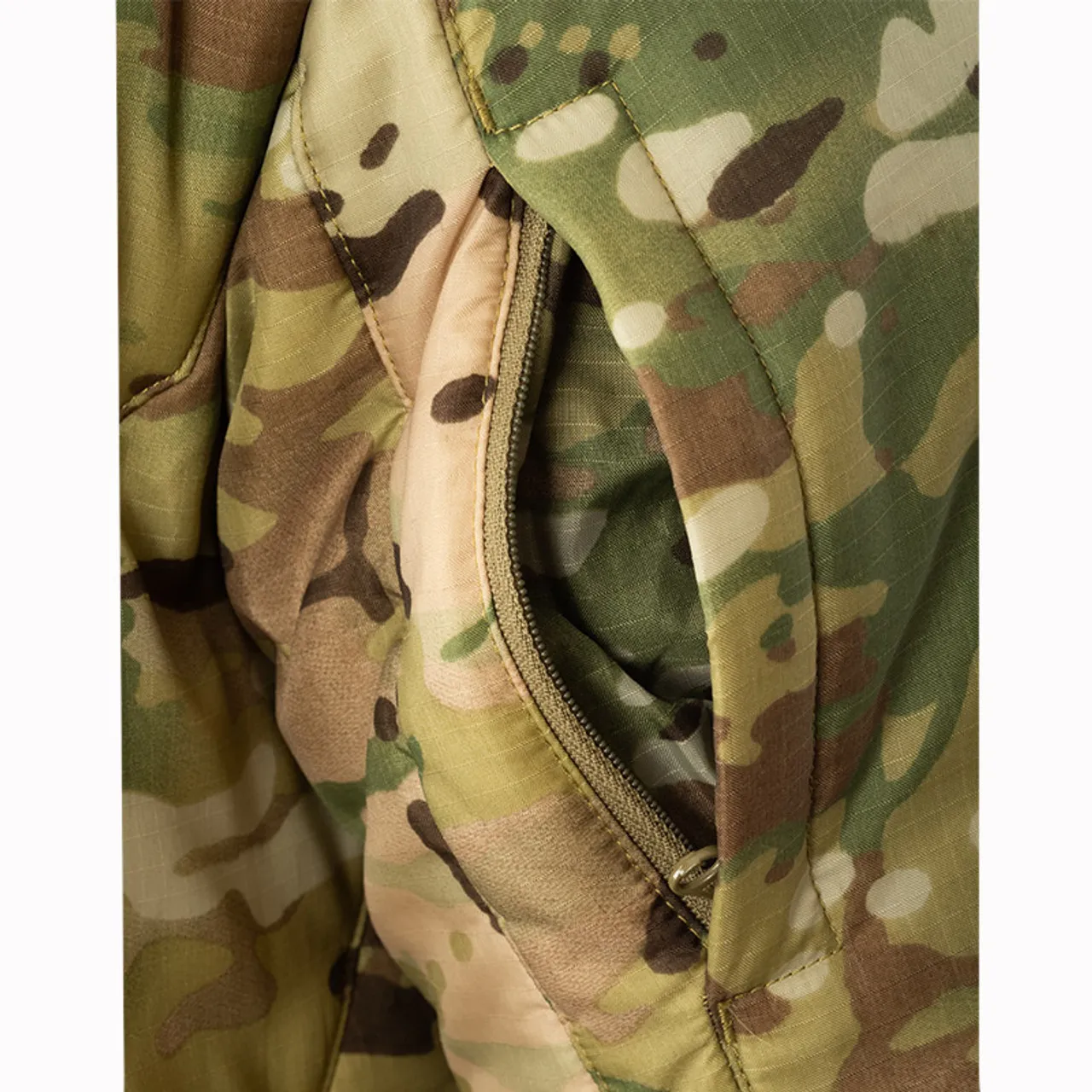 Giacca isolante Snugpak Tomahawk conforme a taa