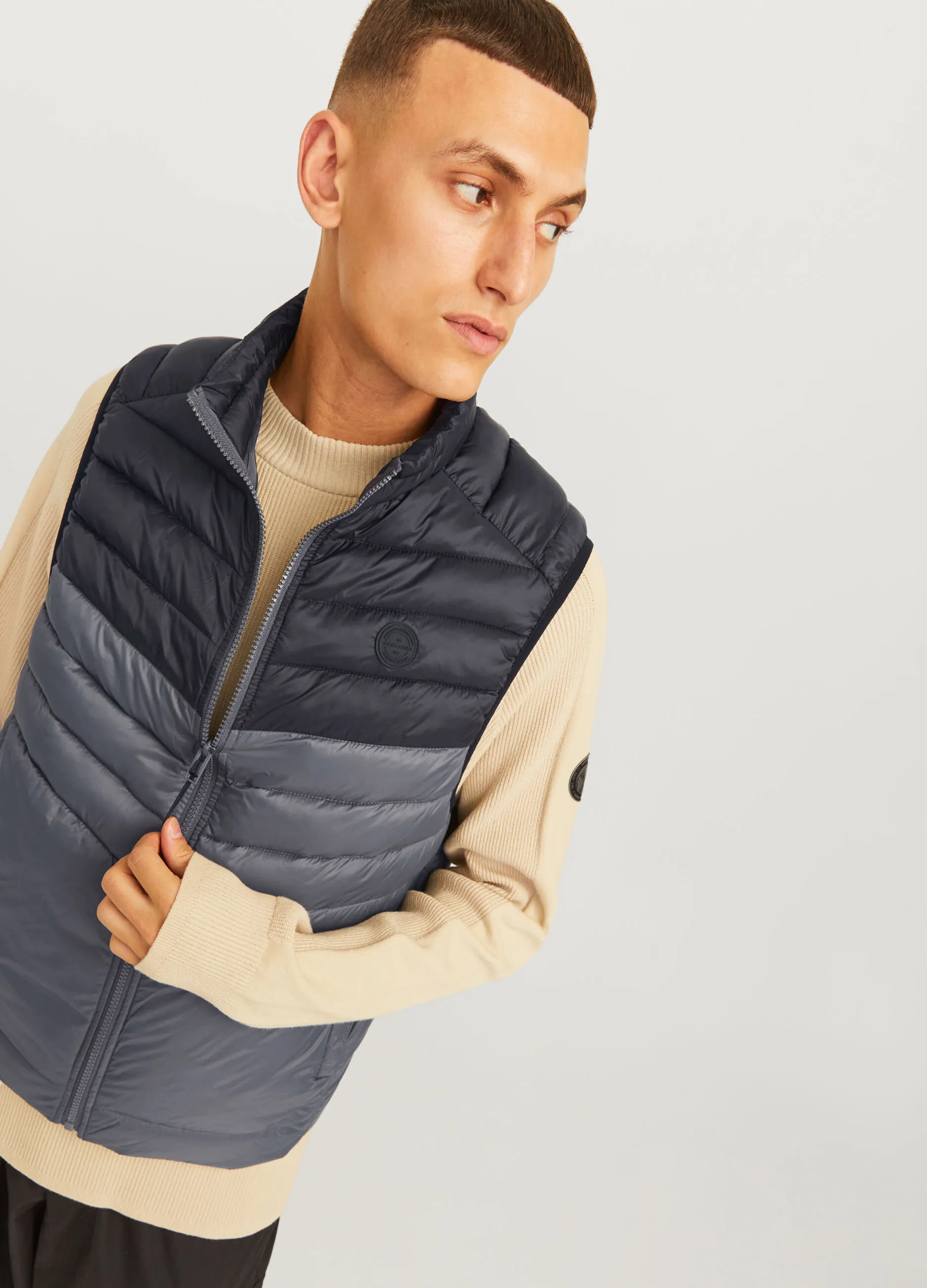 JACK & JONES  Piumino smanicato uomo