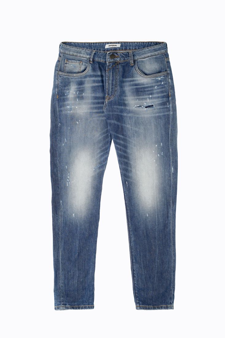 Jeans slim-fit effetto délavé con cinque tasche e abrasioni