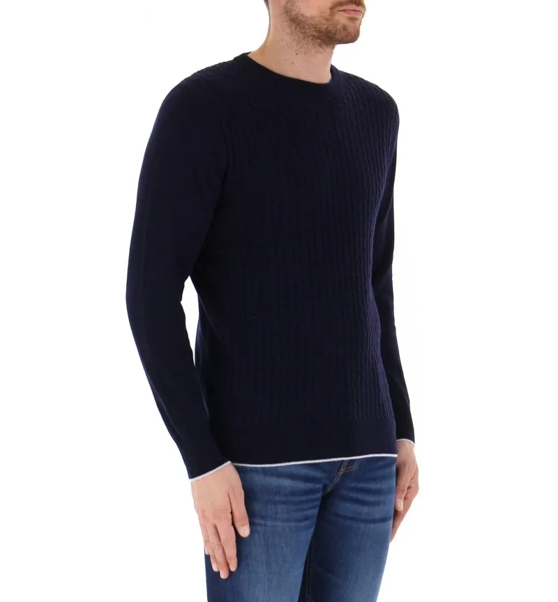 Maglione a trecce
