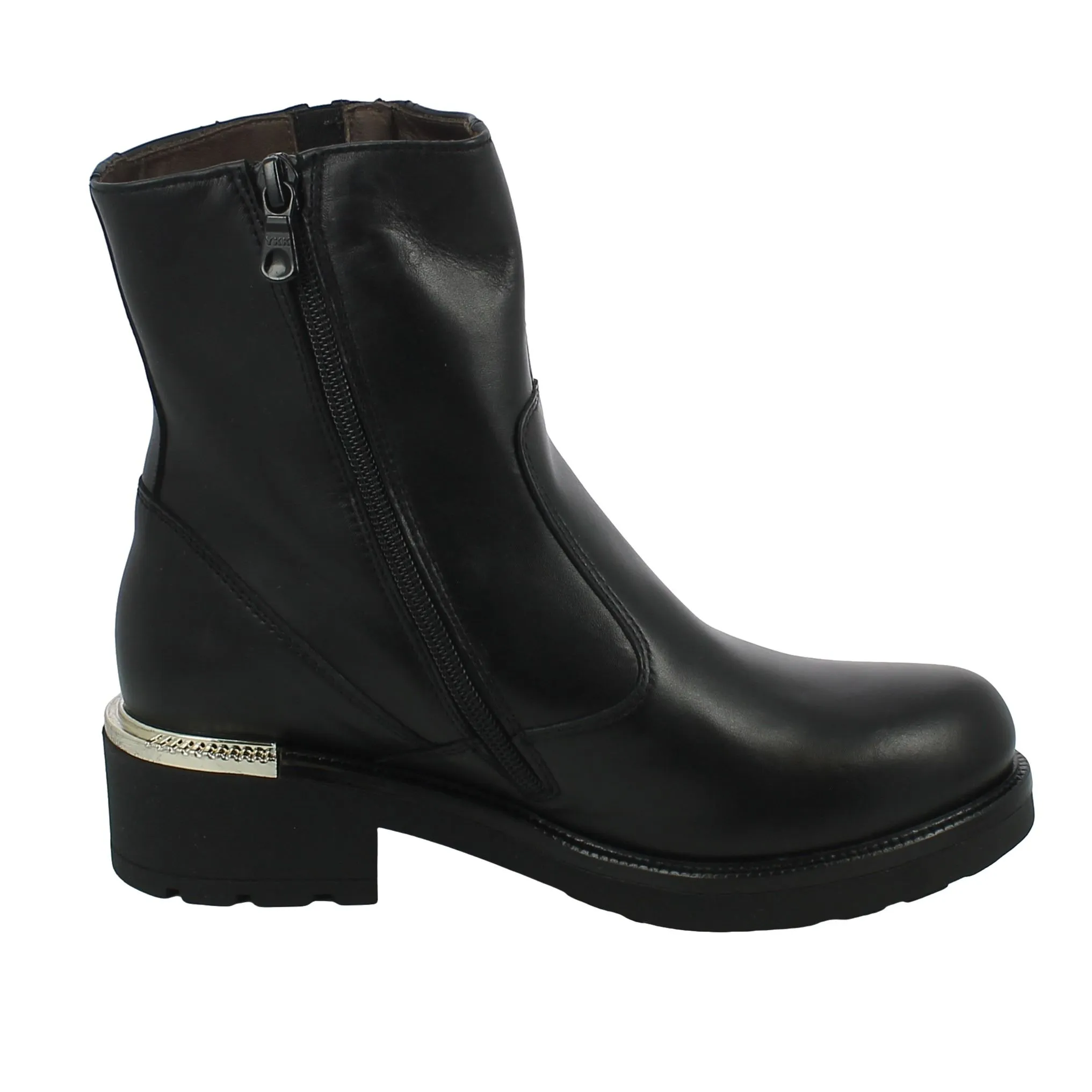 NeroGiardini  Chelsea nero con borchie oro 