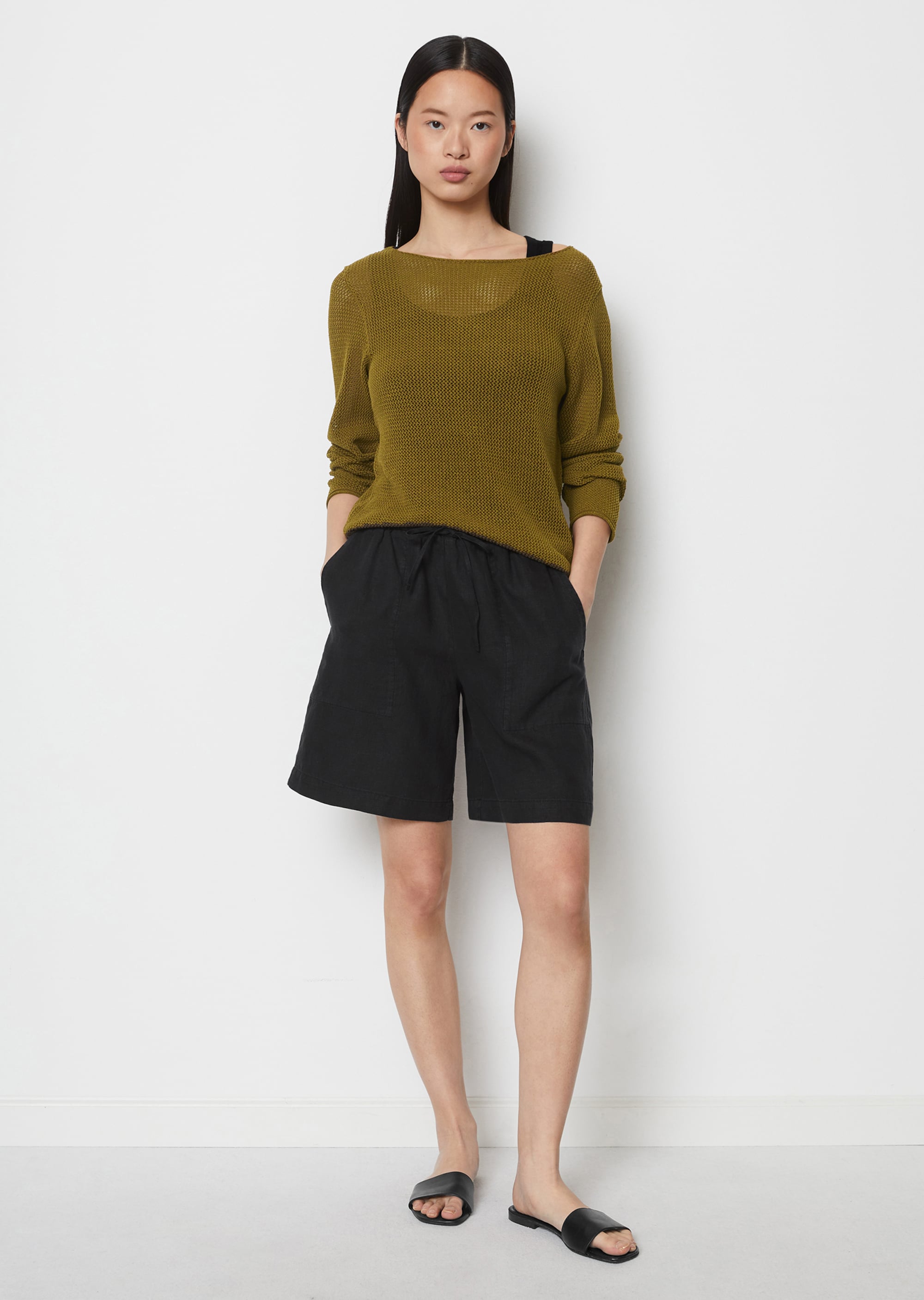 Pantaloncini dritti in puro lino