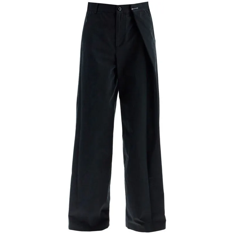 Pantaloni ampi con piega