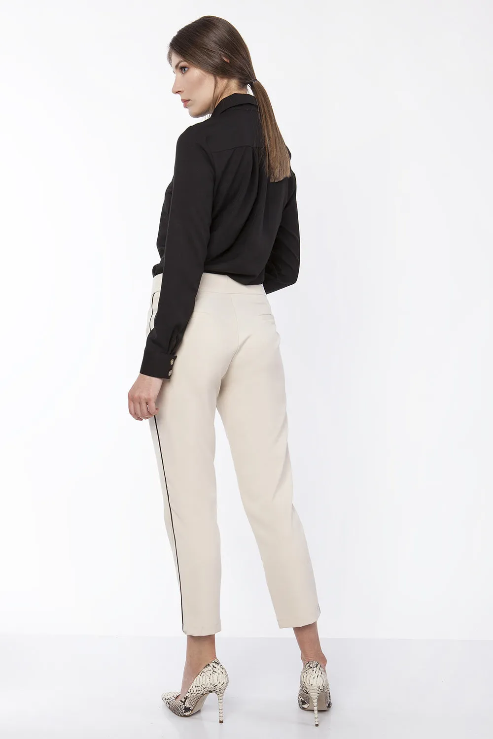 Pantaloni da donna model 151197 Lanti