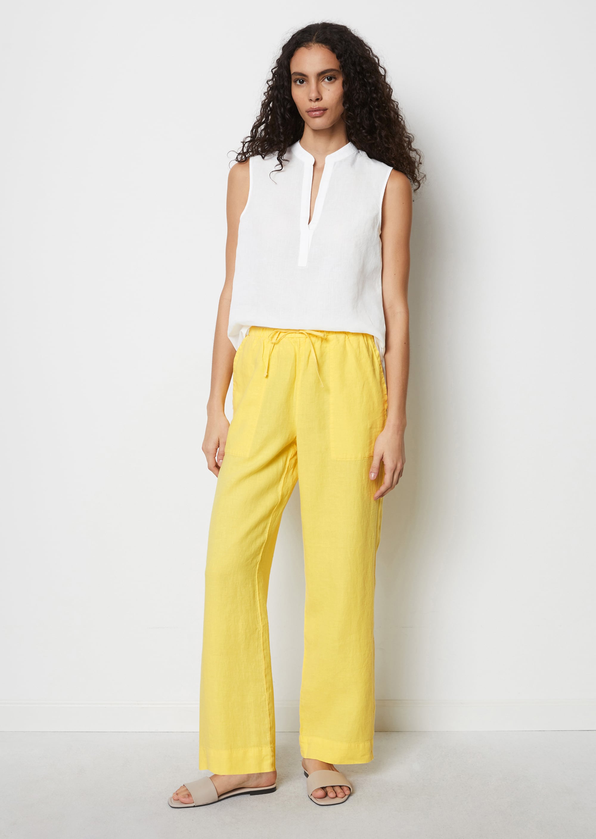 Pantaloni dritti in puro lino