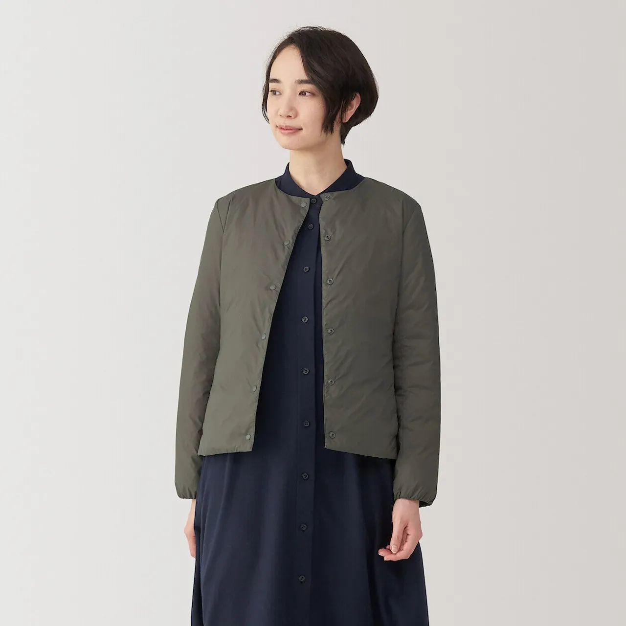 Piumino leggero senza colletto in nylon