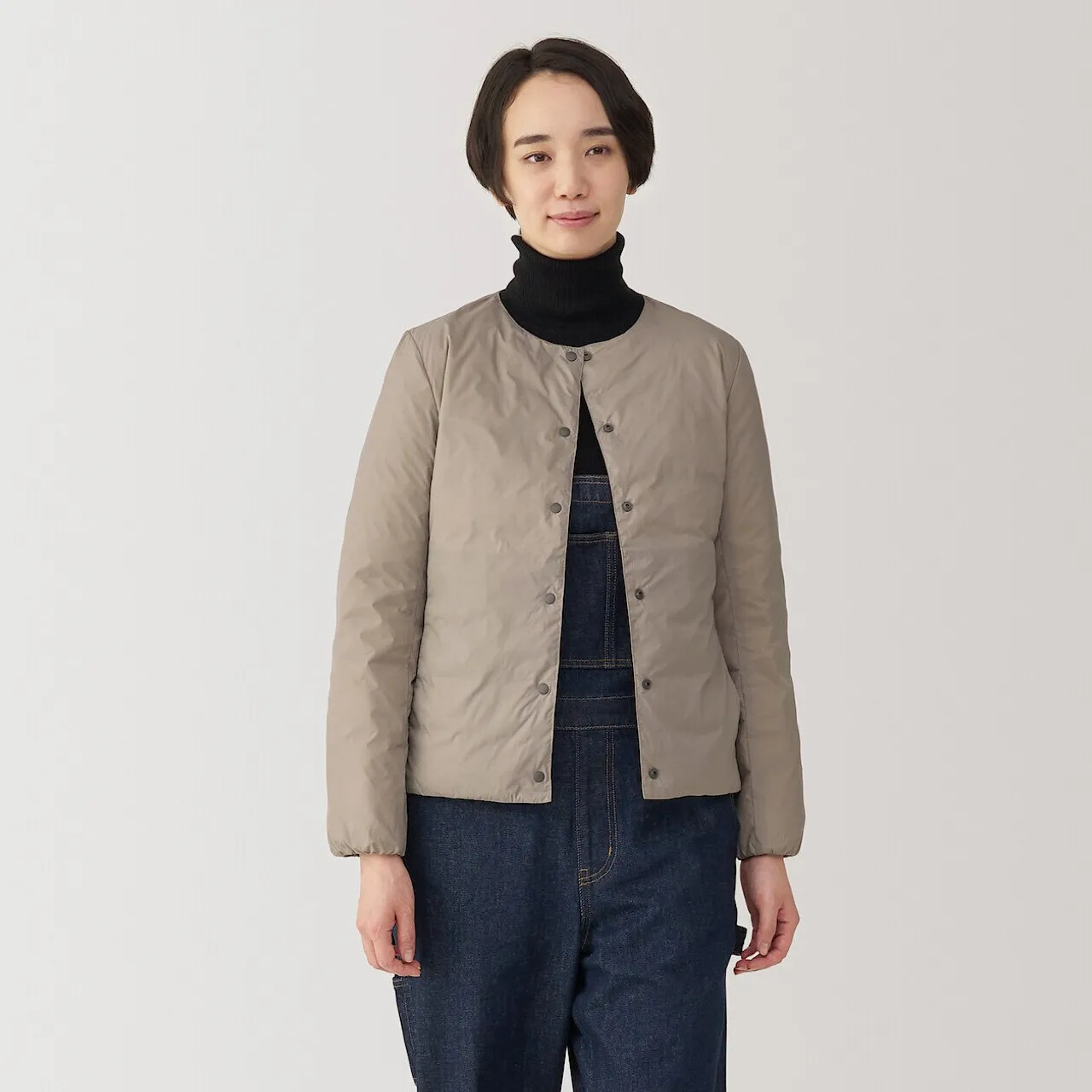Piumino leggero senza colletto in nylon