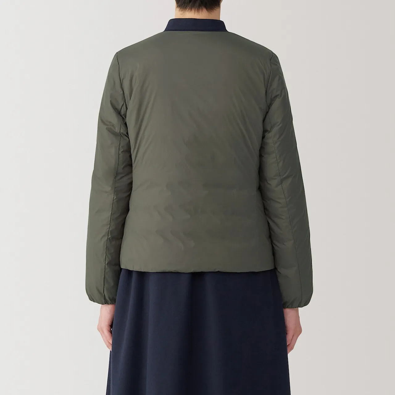 Piumino leggero senza colletto in nylon