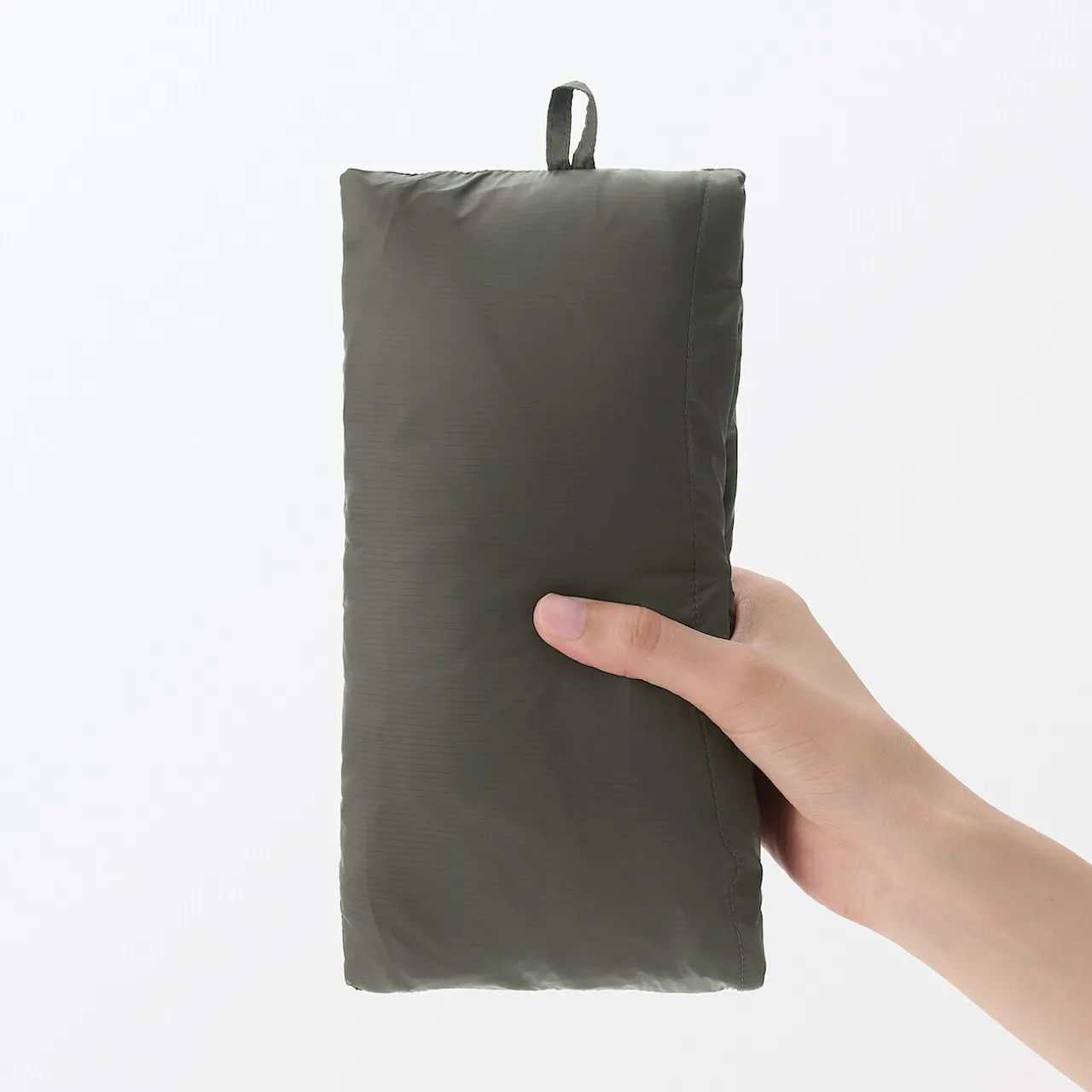 Piumino leggero senza colletto in nylon