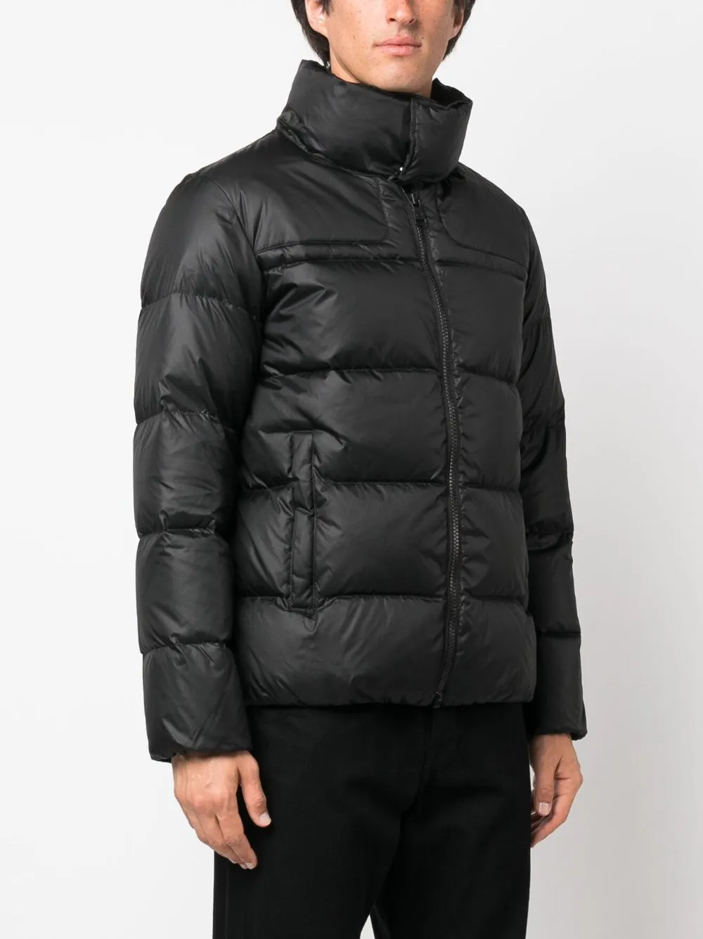 piumino nero logopatch