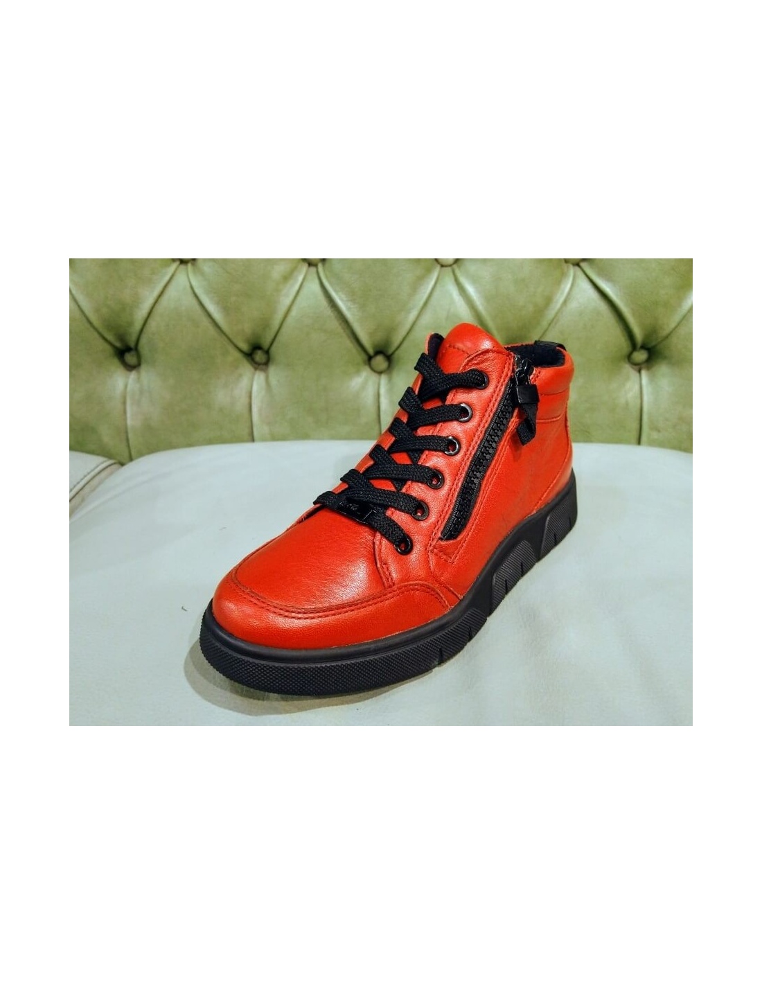 Sneakers rosse da donna in pelle