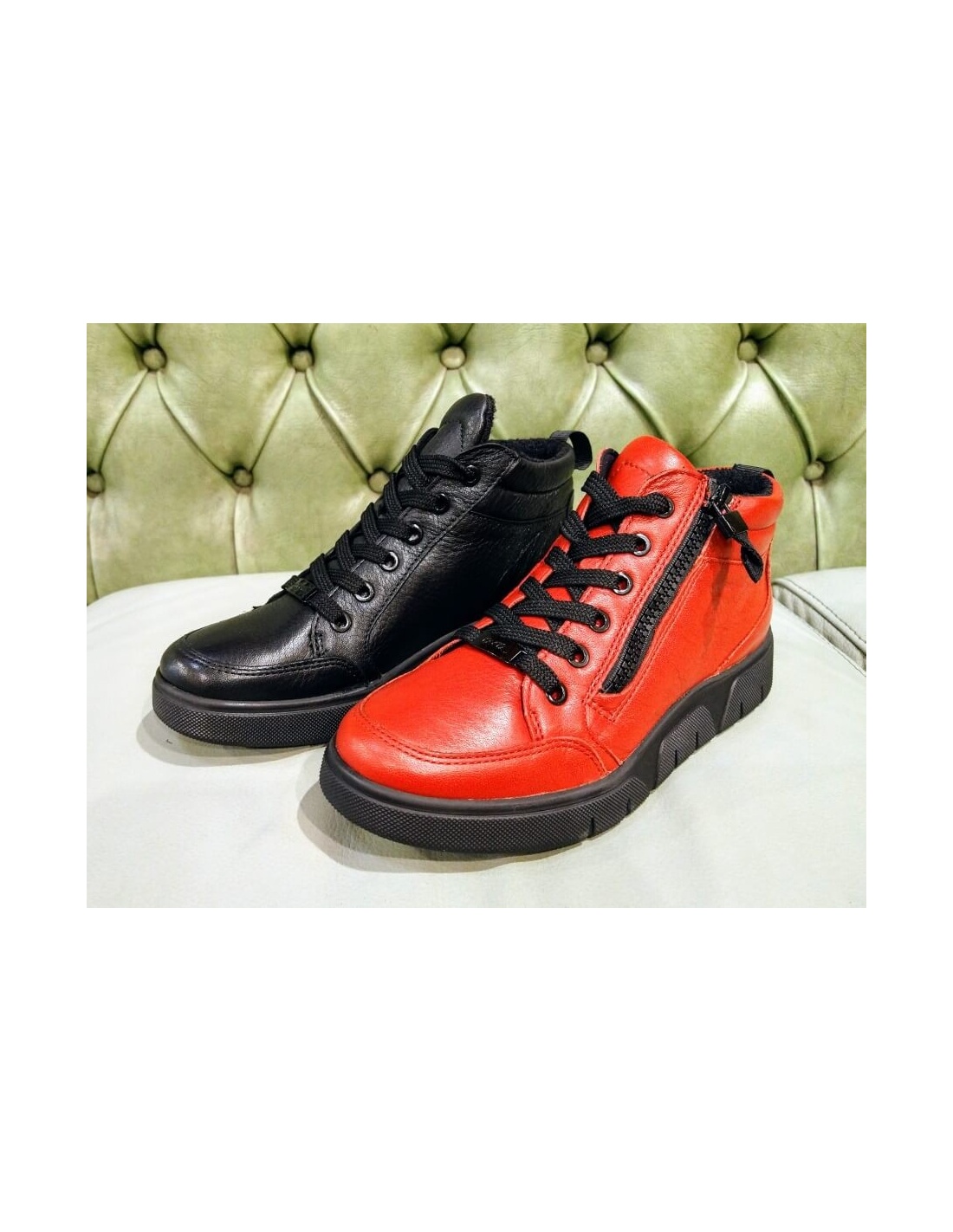 Sneakers rosse da donna in pelle