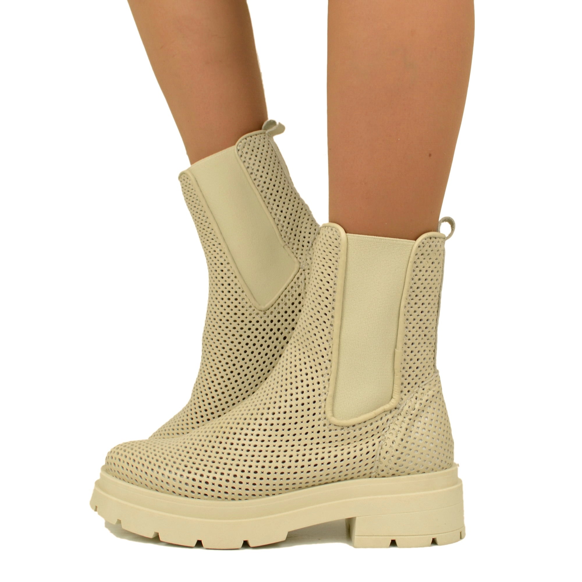 Stivaletti Beatles Donna Traforati Beige Made in Italy