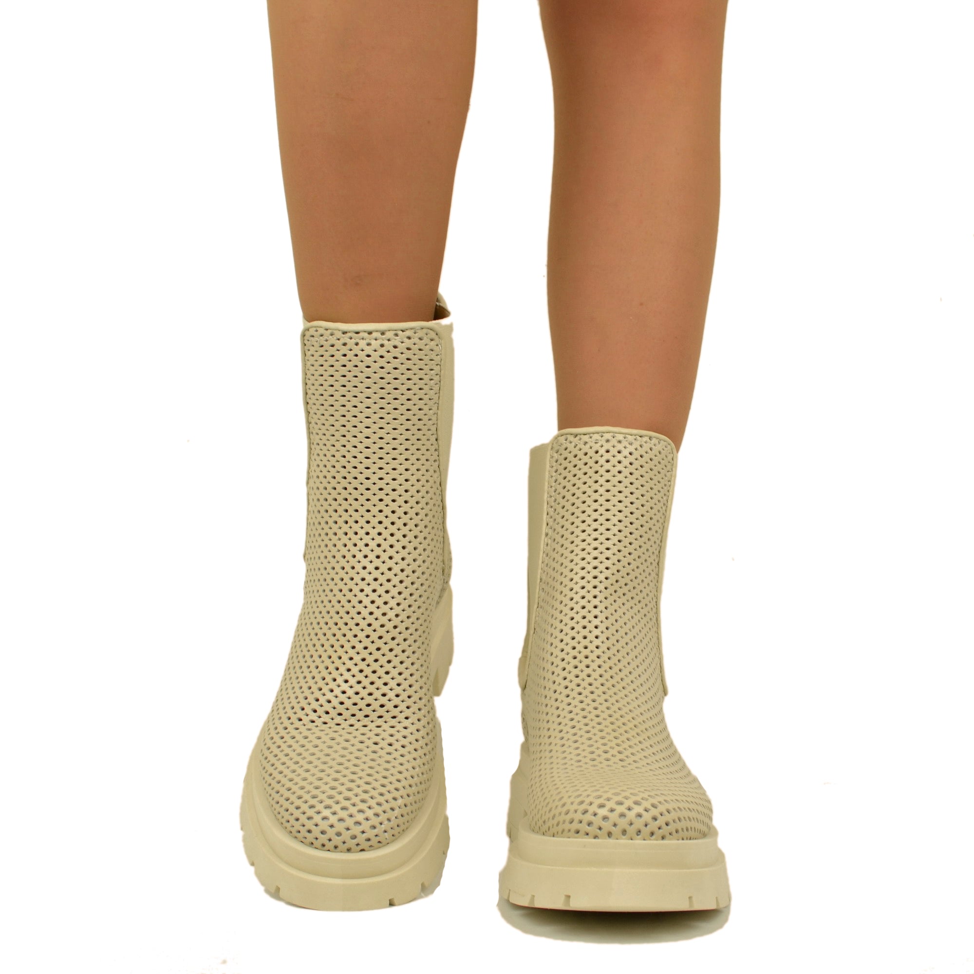 Stivaletti Beatles Donna Traforati Beige Made in Italy
