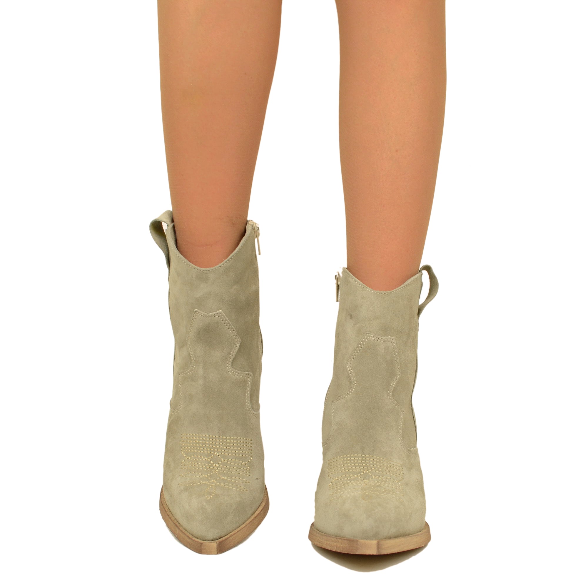 Stivaletti Texani in Pelle Scamosciata Taupe Made in Italy
