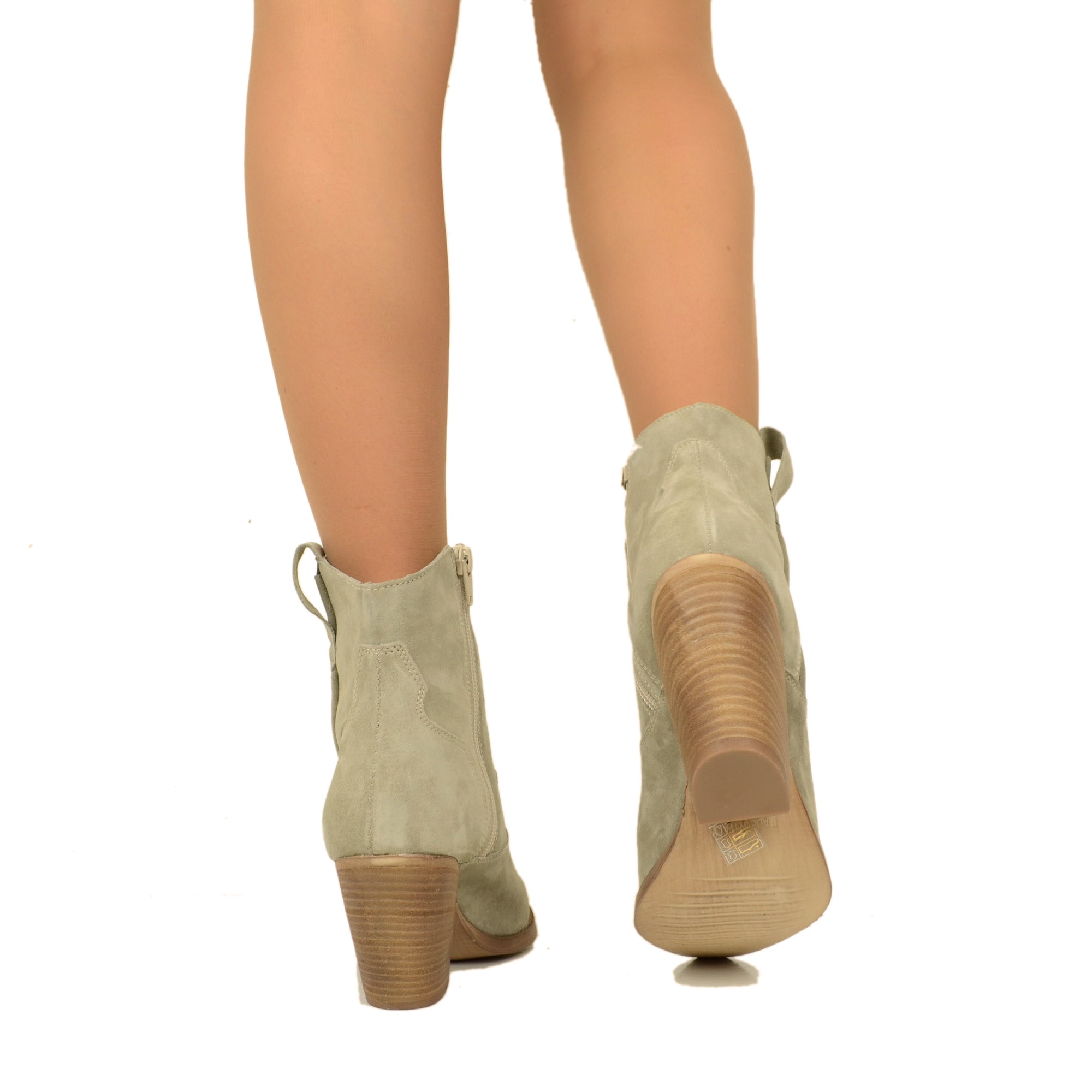 Stivaletti Texani in Pelle Scamosciata Taupe Made in Italy