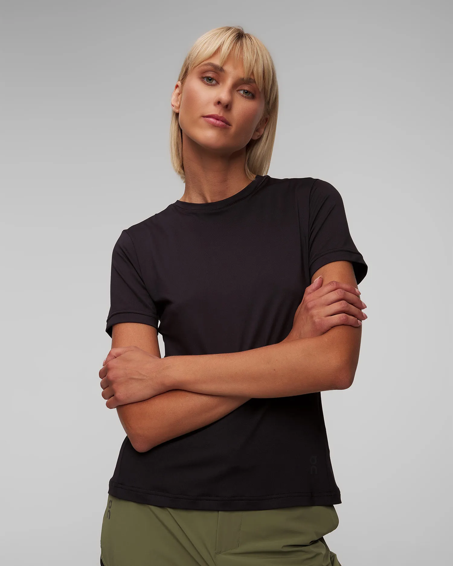 T-shirt da donna On Running Movement-T Zendaya Edit 1WE30380553-black