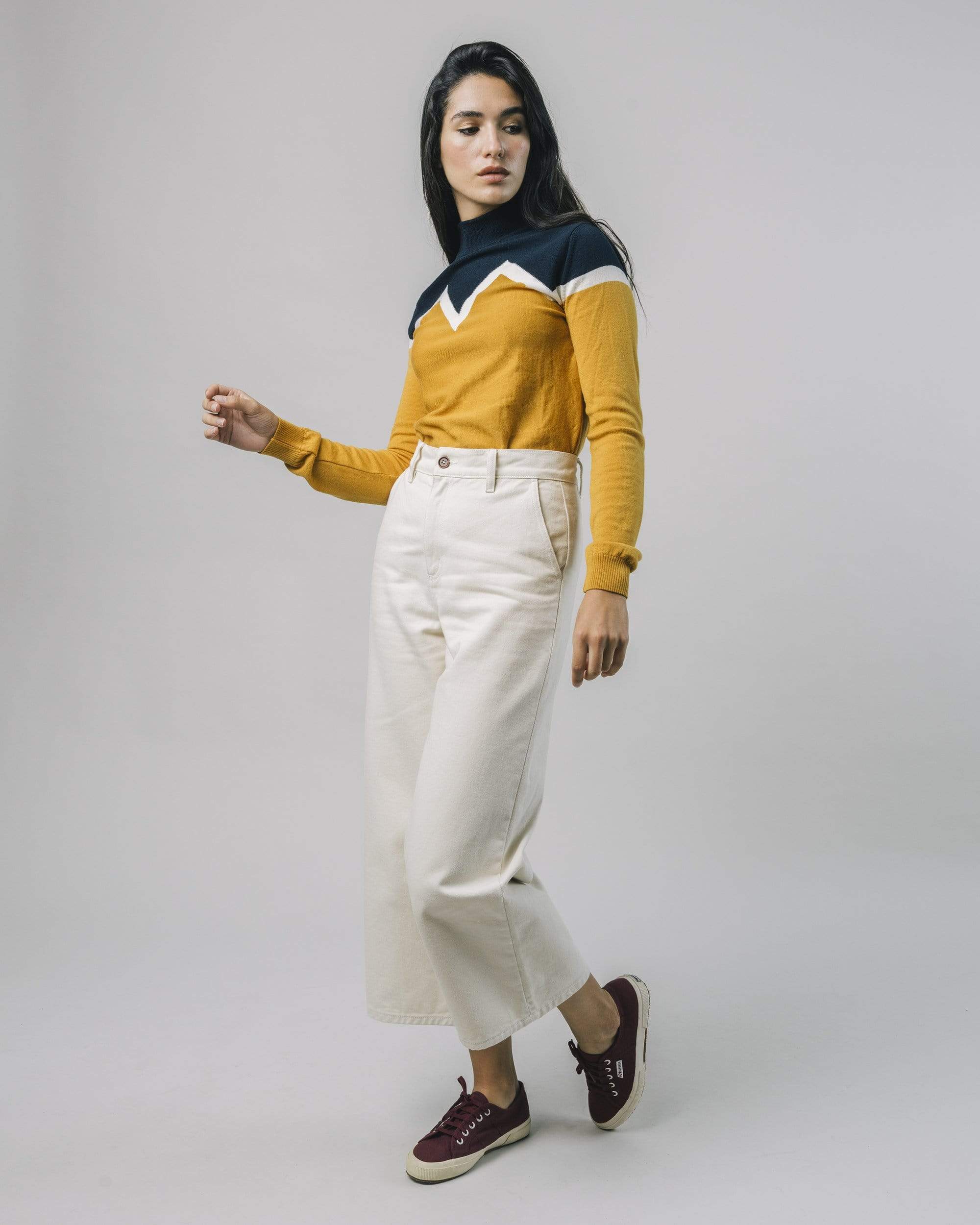 Winterpeak Navy Neck Sweater